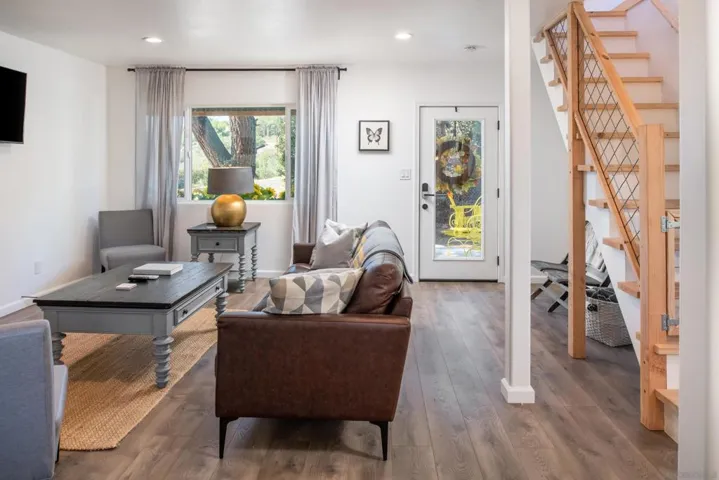 80 82 Willowside Terrace, Alpine, California 91901