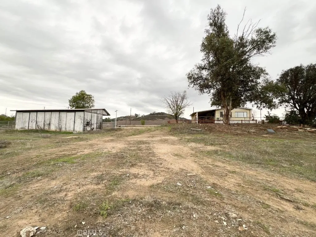 33761 Leon Rd, Winchester, California 92596 home-pic-45