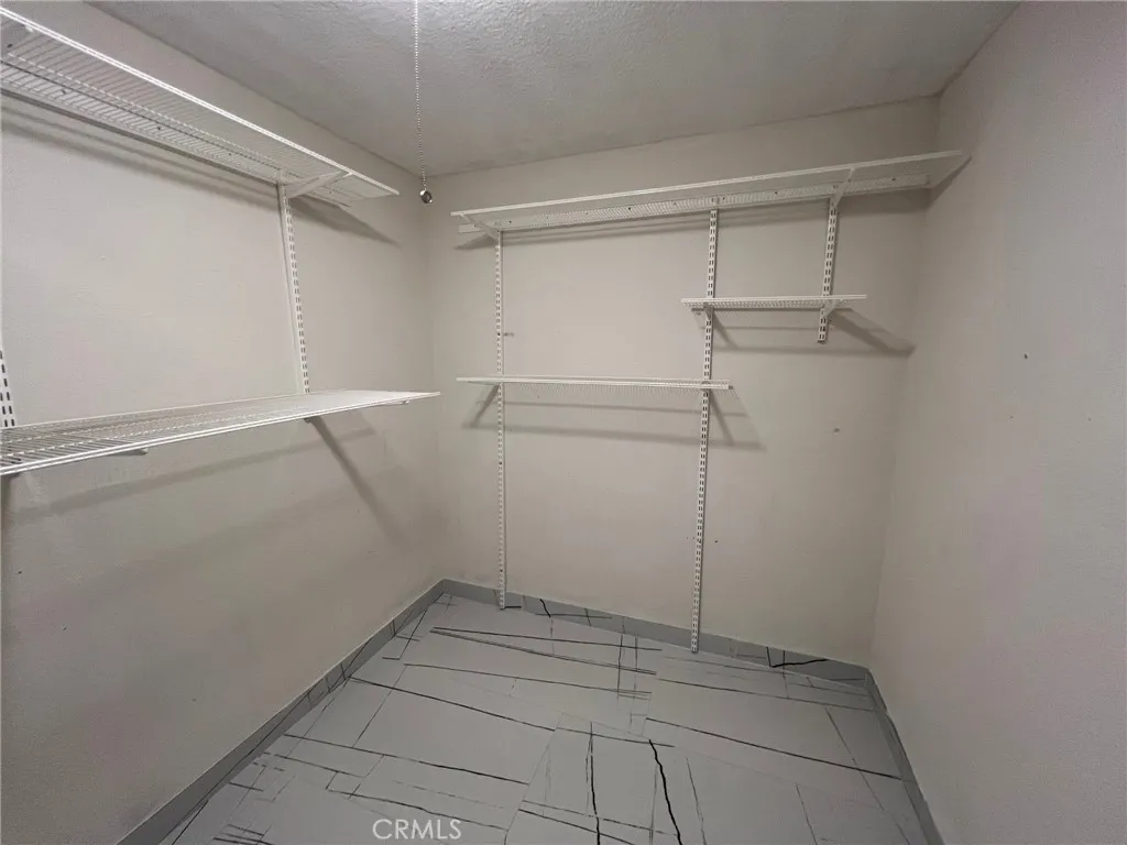 33761 Leon Rd, Winchester, California 92596 home-pic-21