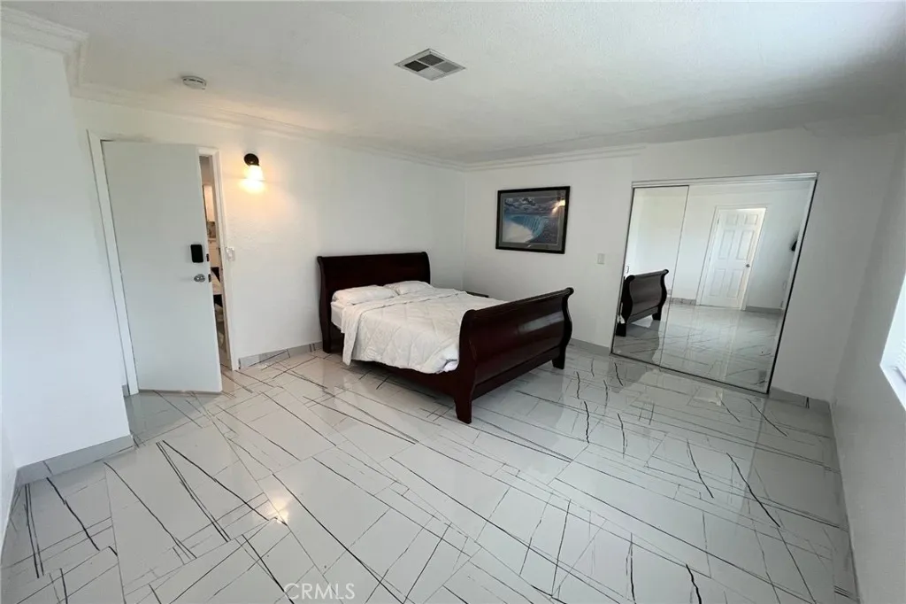 33761 Leon Rd, Winchester, California 92596 home-pic-20
