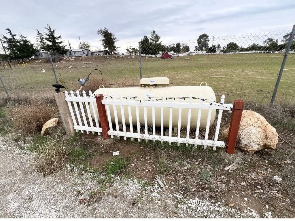 33761 Leon Rd, Winchester, California 92596 home-pic-40