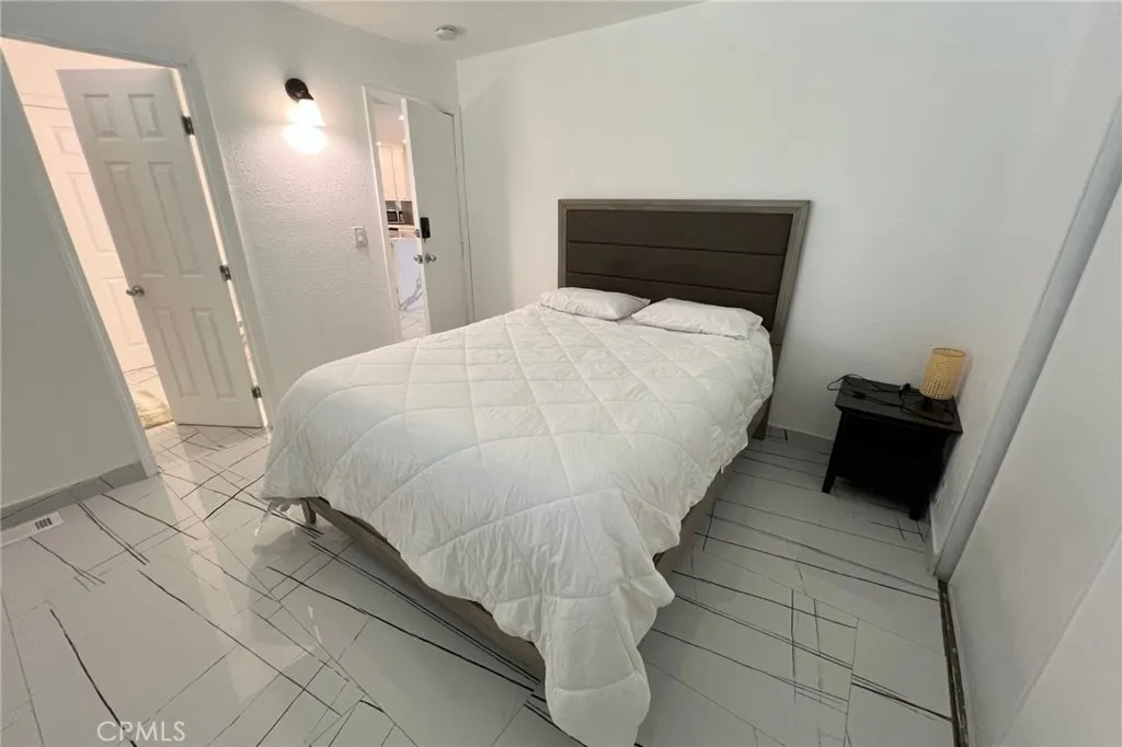 33761 Leon Rd, Winchester, California 92596 home-pic-25