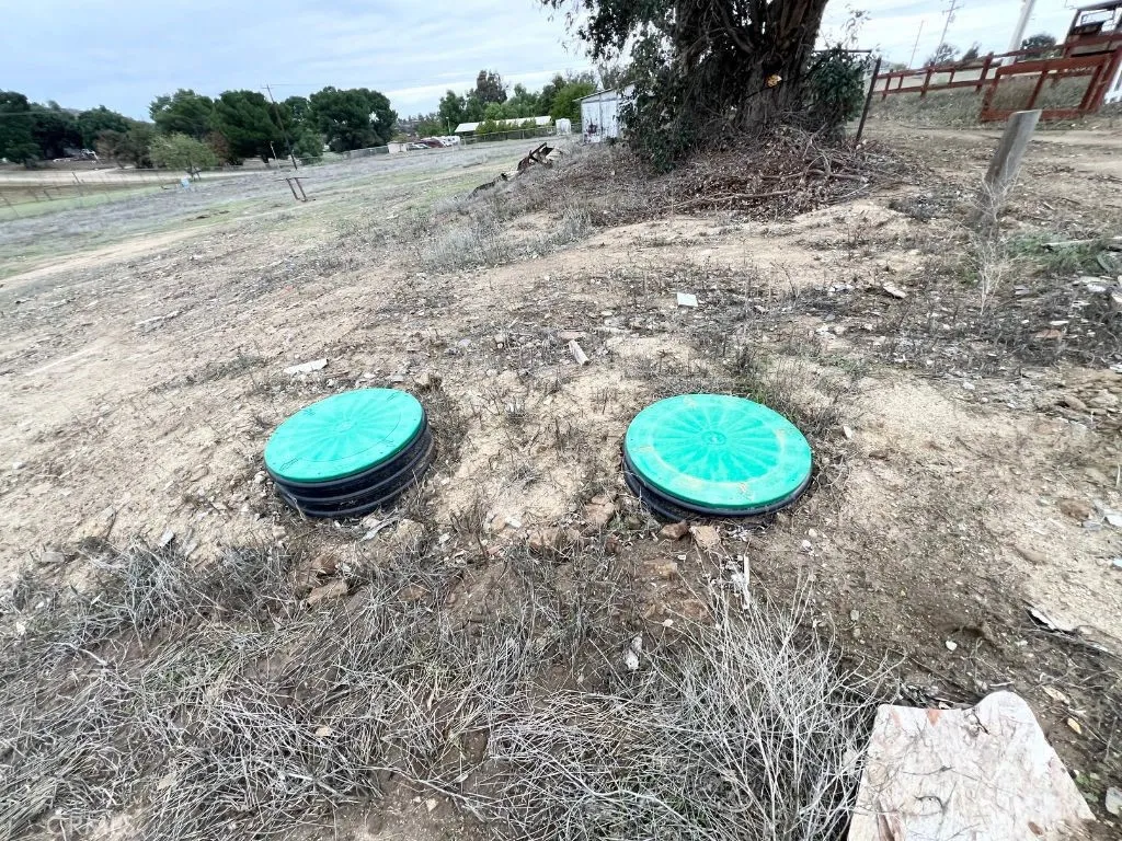 33761 Leon Rd, Winchester, California 92596 home-pic-42