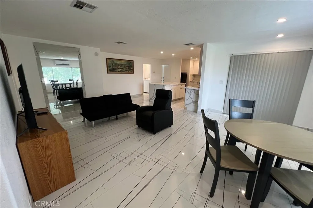 33761 Leon Rd, Winchester, California 92596 home-pic-14