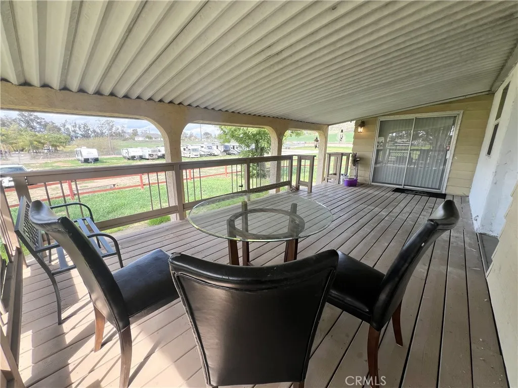 33761 Leon Rd, Winchester, California 92596 home-pic-33
