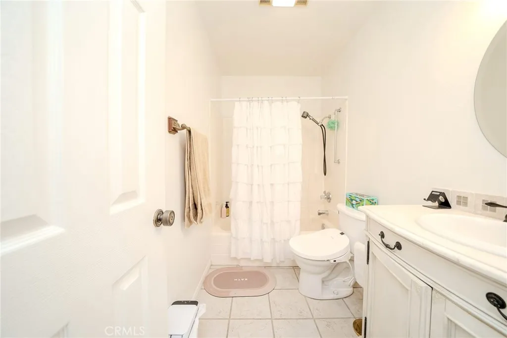 13526 La Jolla, La Mirada, California 90638 home-pic-18