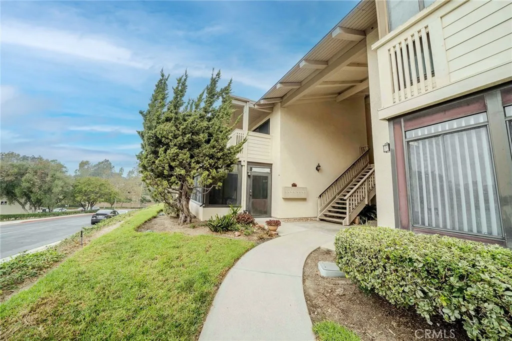 13526 La Jolla, La Mirada, California 90638 home-pic-25