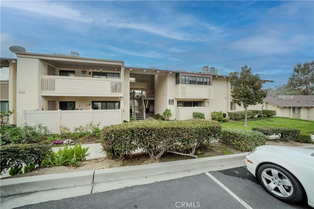 13526 La Jolla, La Mirada, California 90638 home-pic-28