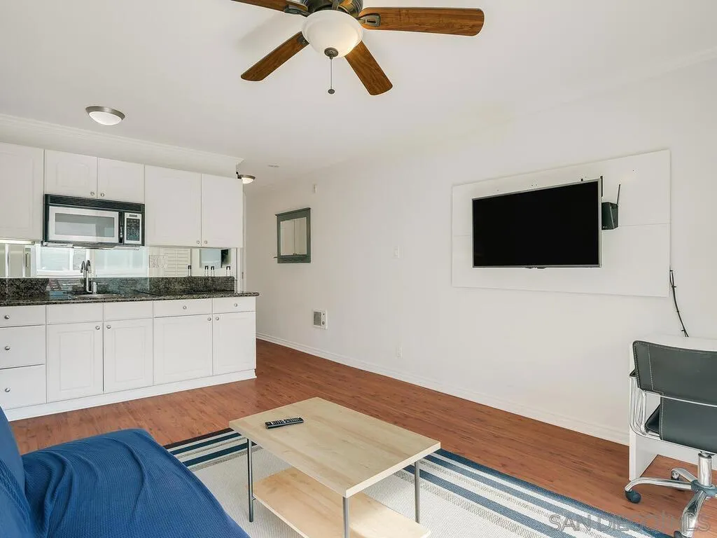 1021 Scott St 235, San Diego, California 92106 home-pic-10