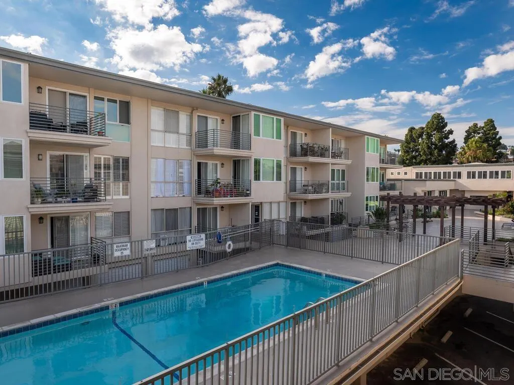 1021 Scott St 235, San Diego, California 92106 home-pic-16