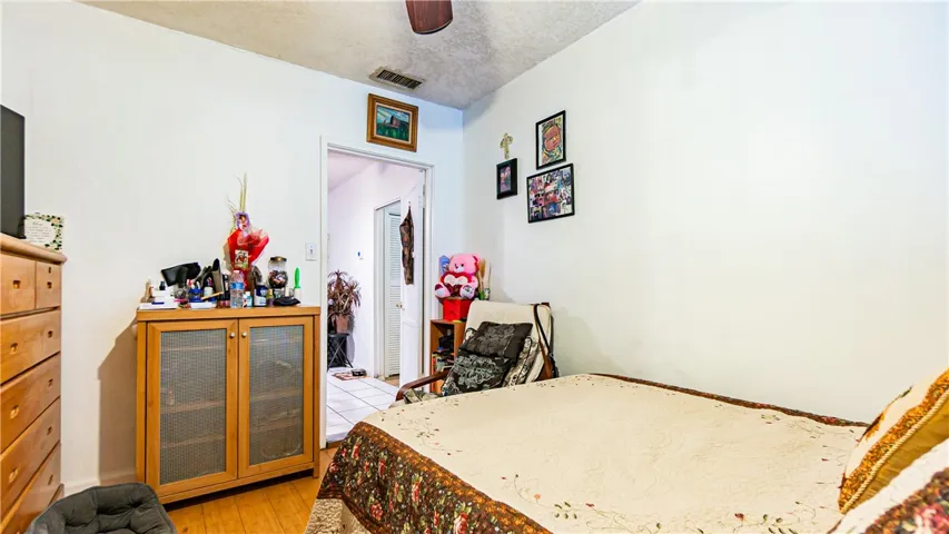 Bedroom #1
