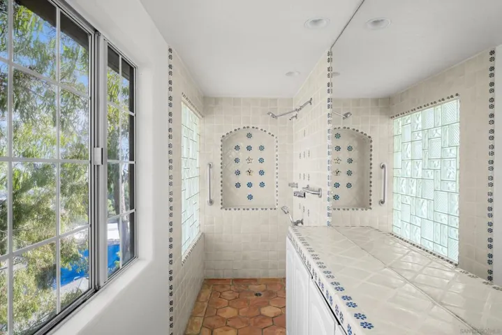Primary Bath/Spa