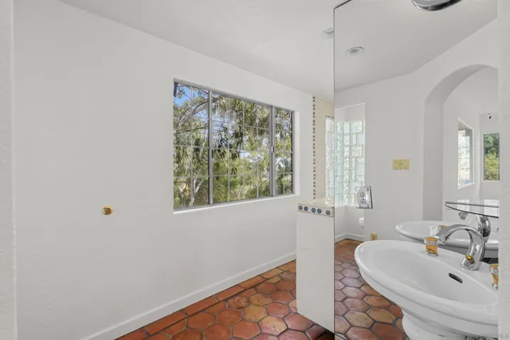 Primary Bath/Spa