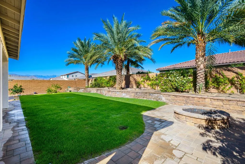 82744 Horta Court, Indio, California 92201 home-pic-28
