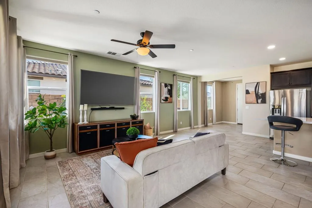 82744 Horta Court, Indio, California 92201 home-pic-15