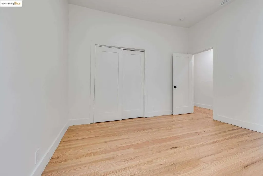 1238 12th St, Oakland, California 94607 home-pic-16