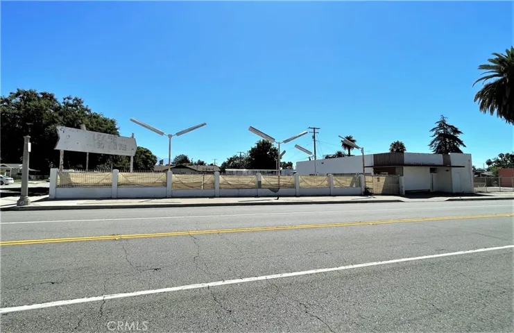 1443 N E, San Bernardino, California 92405