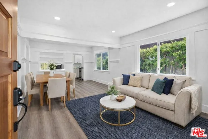 Living room with virtual stagi