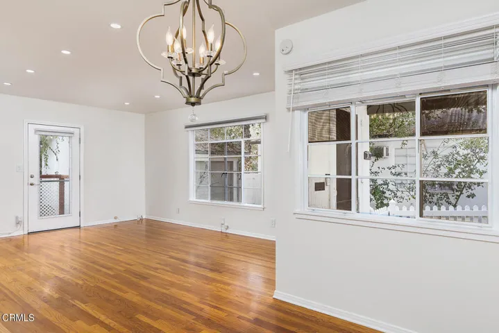 1070 E Woodbury Rd 010-mls