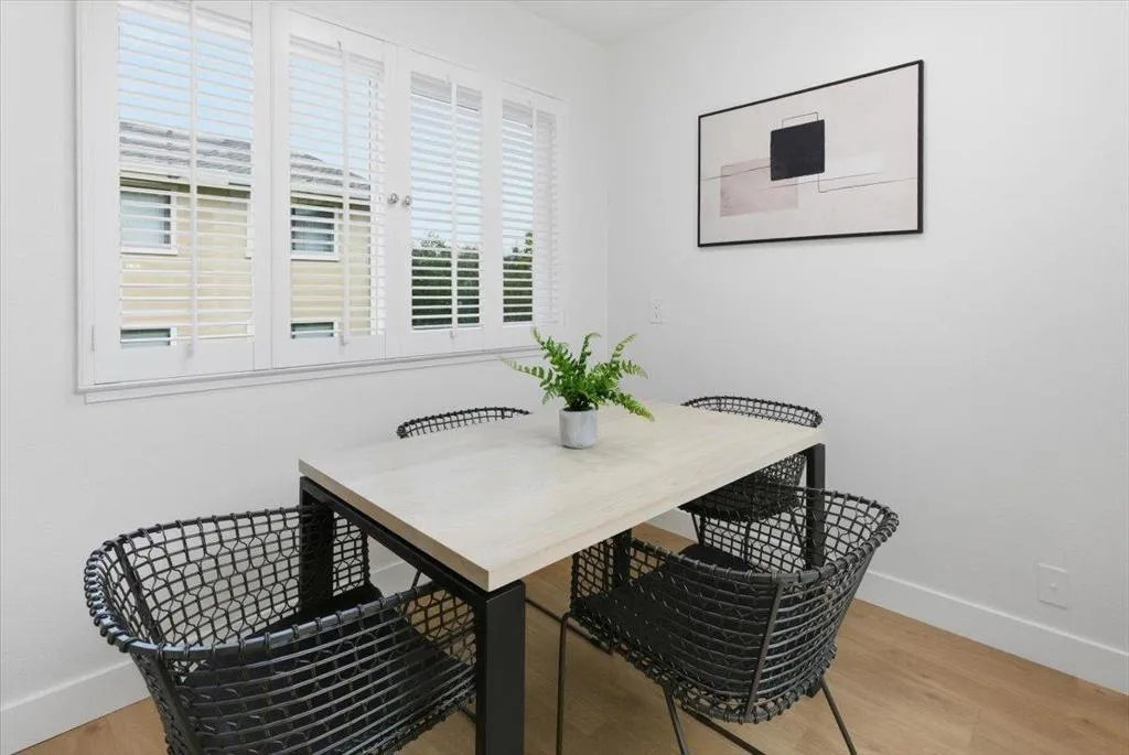 5050 Cribari Vale, San Jose, California 95135 home-pic-16