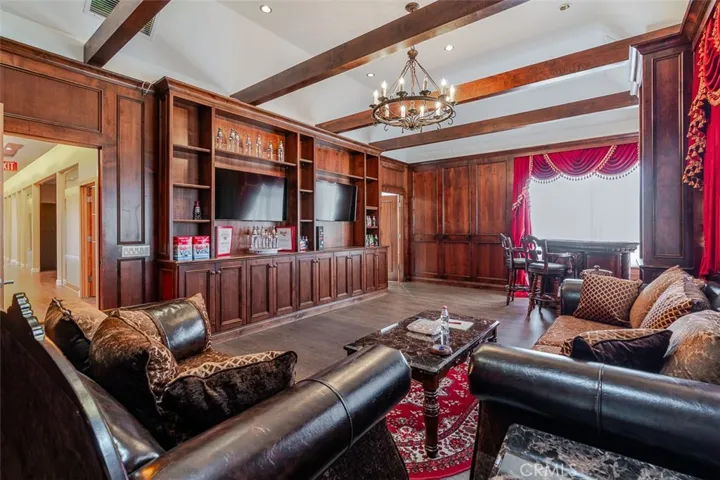 9142 Independence, Chatsworth, California 91311