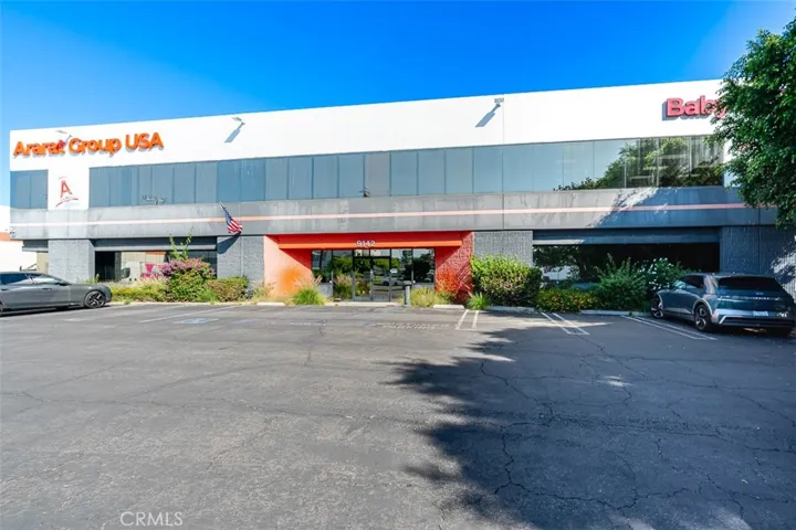 9142 Independence, Chatsworth, California 91311