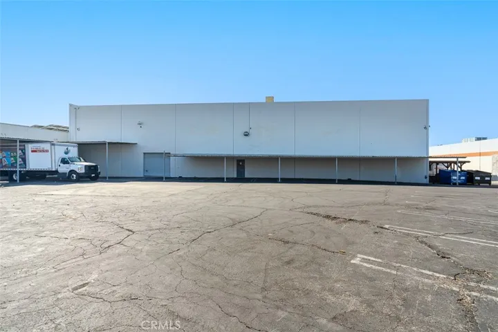 9142 Independence, Chatsworth, California 91311