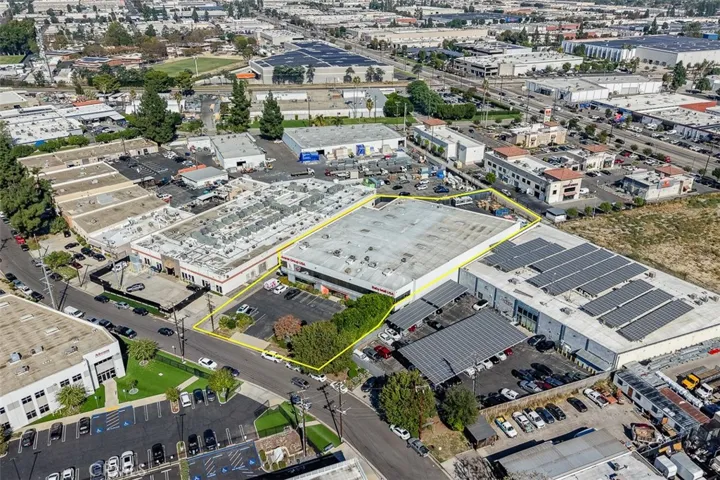 9142 Independence, Chatsworth, California 91311