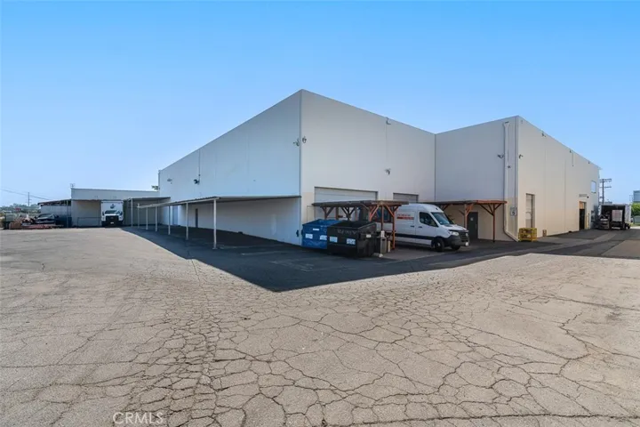 9142 Independence, Chatsworth, California 91311