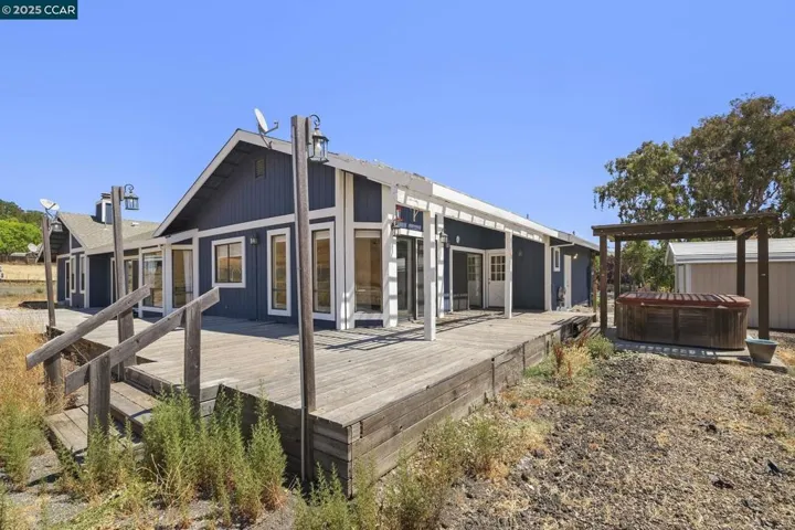 1610 Lawrence Road, Danville, California 94506-4701