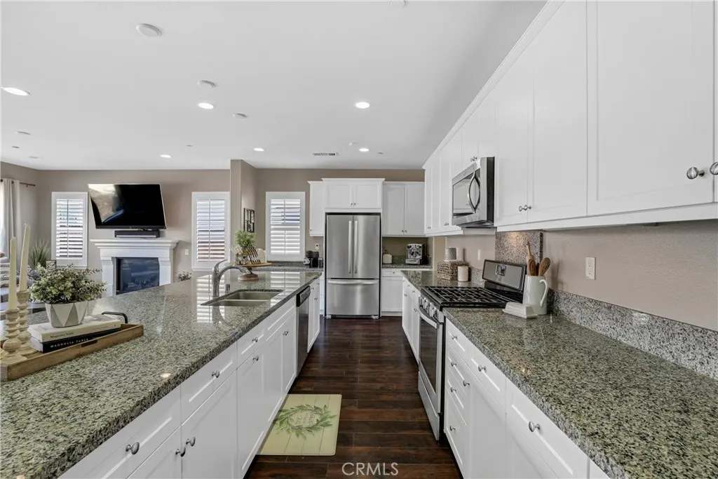 27832 Paddleboat Court, Menifee, California 92585 home-pic-12