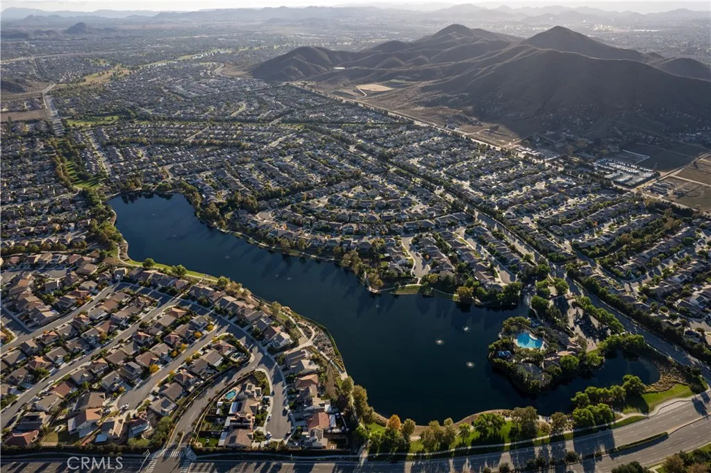 27832 Paddleboat Court, Menifee, California 92585 home-pic-30