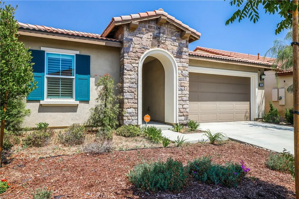 27832 Paddleboat Court, Menifee, California 92585 home-pic-3