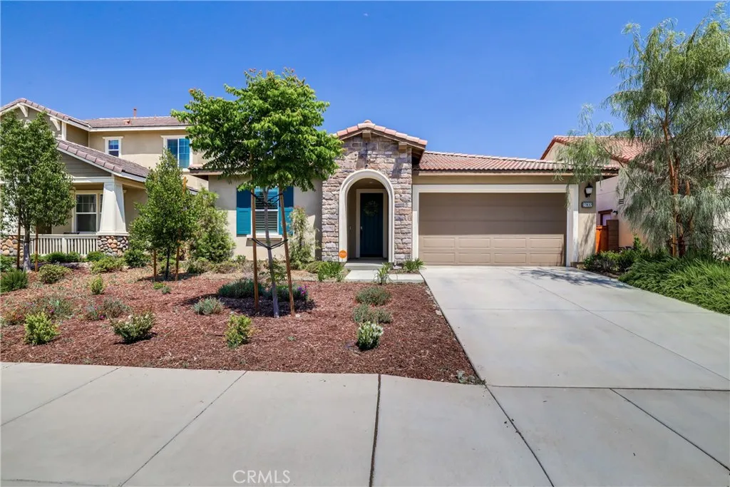 27832 Paddleboat Court, Menifee, California 92585 home-pic-1