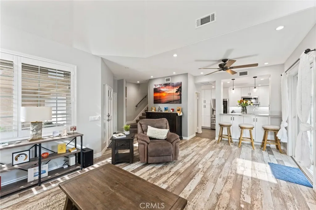 24 Morning Glory, Rancho Santa Margarita, California 92688 home-pic-9