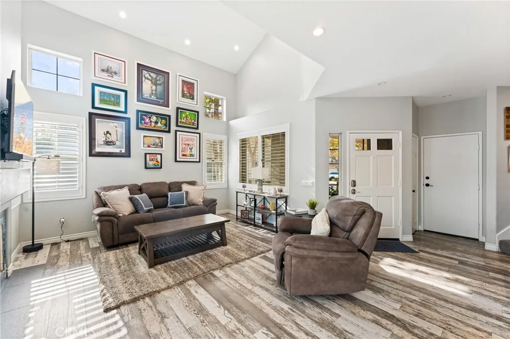 24 Morning Glory, Rancho Santa Margarita, California 92688 home-pic-4