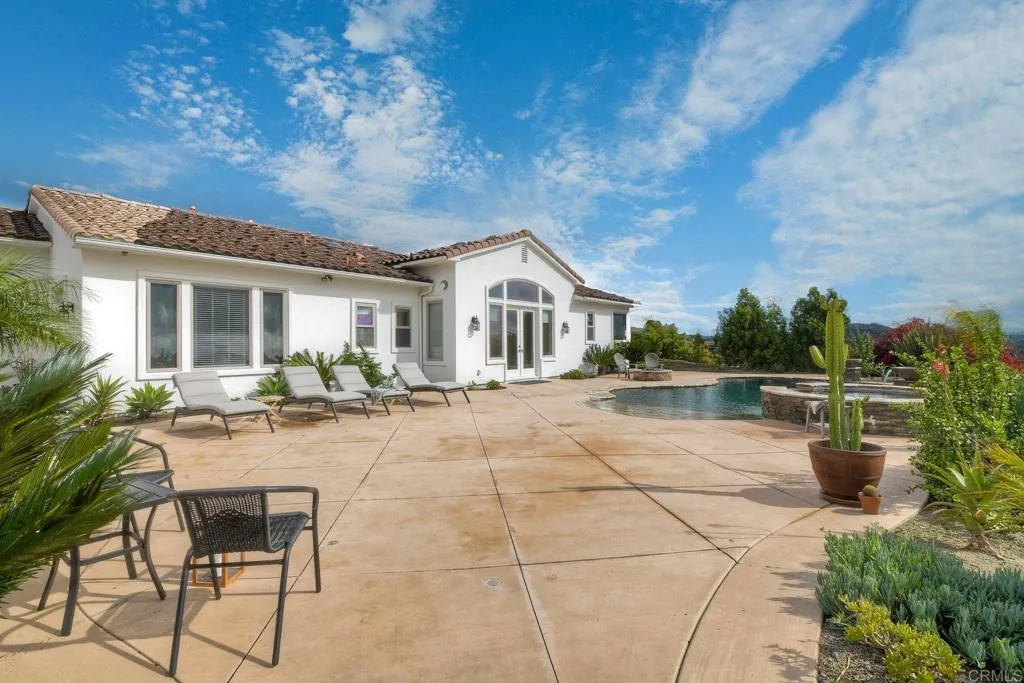 2644 Dos Lomas, Fallbrook, California 92028 home-pic-33