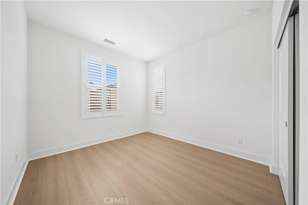 118 Glydon, Irvine, California 92618 home-pic-8