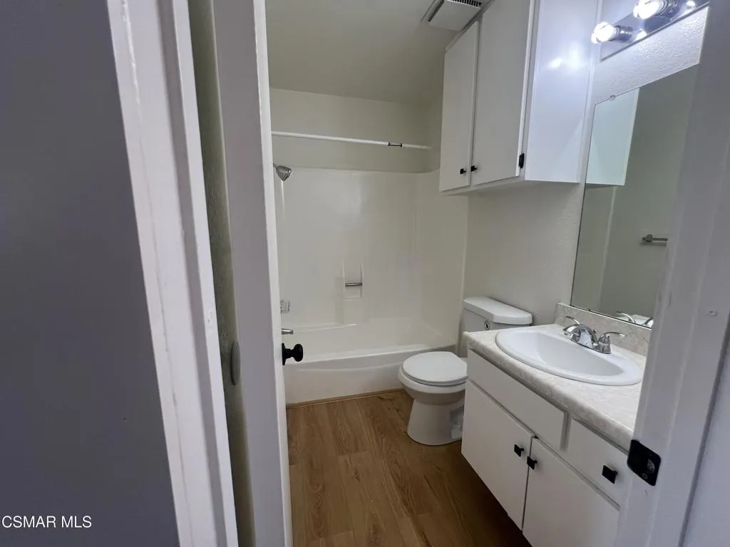 3458 Highwood Court 138, Simi Valley, California 93063 home-pic-19