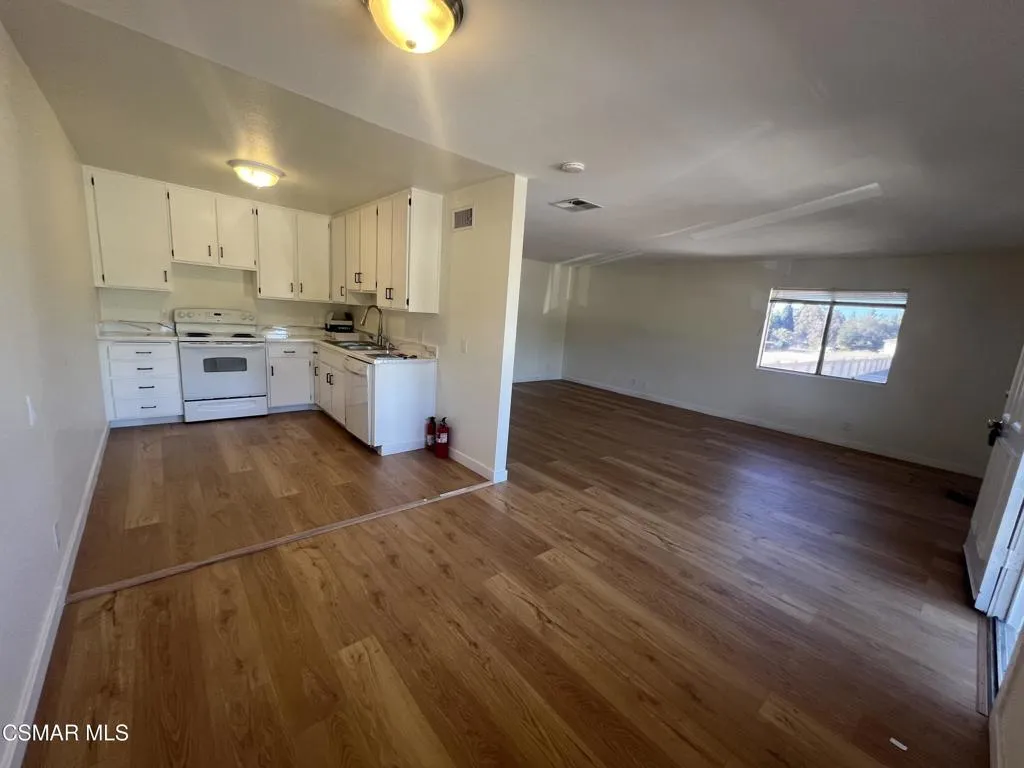 3458 Highwood Court 138, Simi Valley, California 93063 home-pic-10