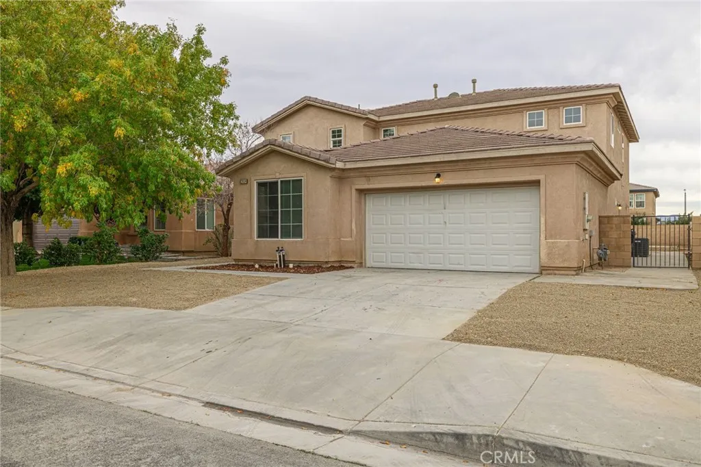 2834 Allessandra Court, Lancaster, California 93535 home-pic-3