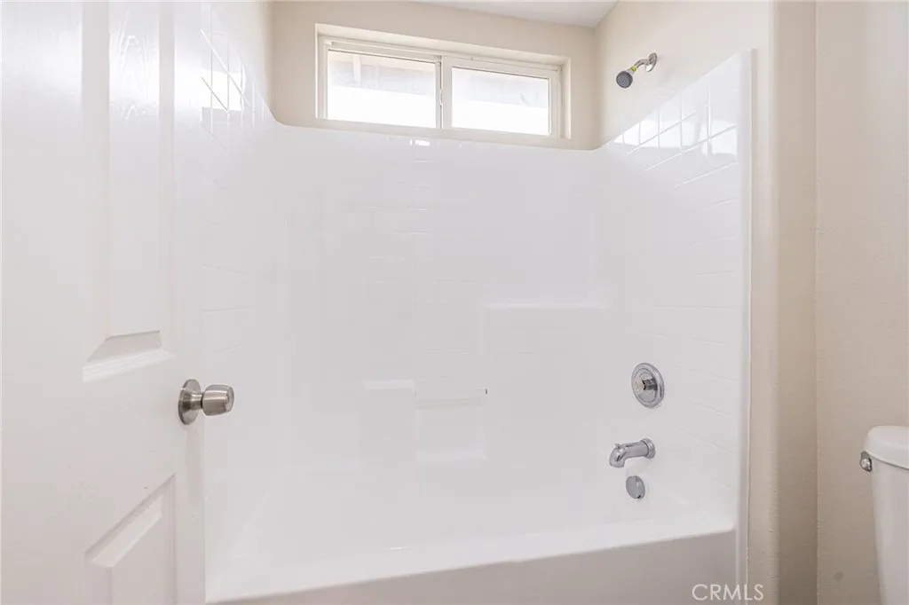 2834 Allessandra Court, Lancaster, California 93535 home-pic-39