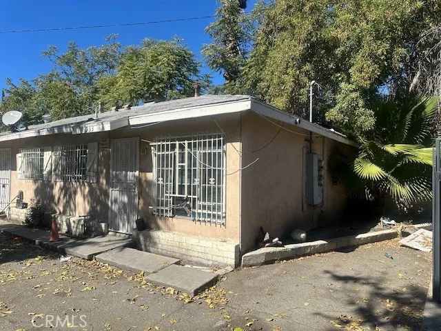 933 N Mountain View, San Bernardino, California 92410 home-pic-8