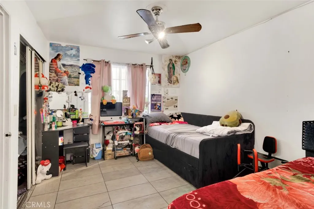 418 E 120th Street, Los Angeles, California 90061 home-pic-14