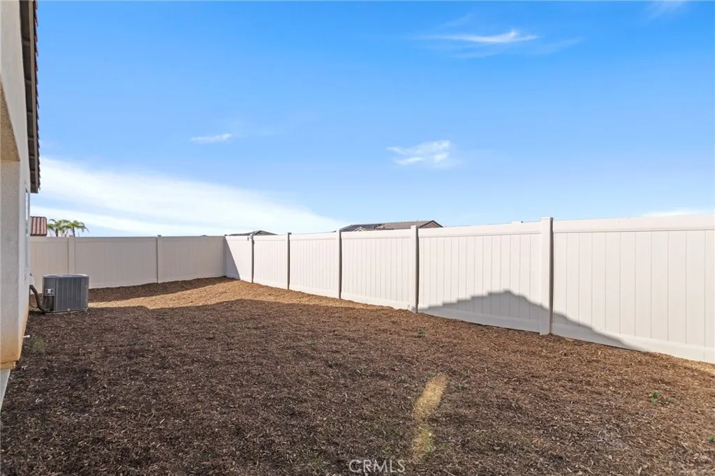 36932 Buccella, Beaumont, California 92223 home-pic-35
