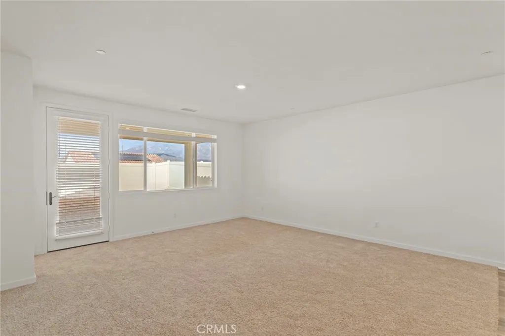 36932 Buccella, Beaumont, California 92223 home-pic-4