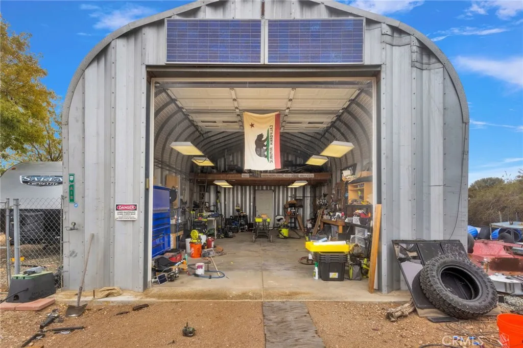 8249 Beaver, Phelan, California 92371 home-pic-2