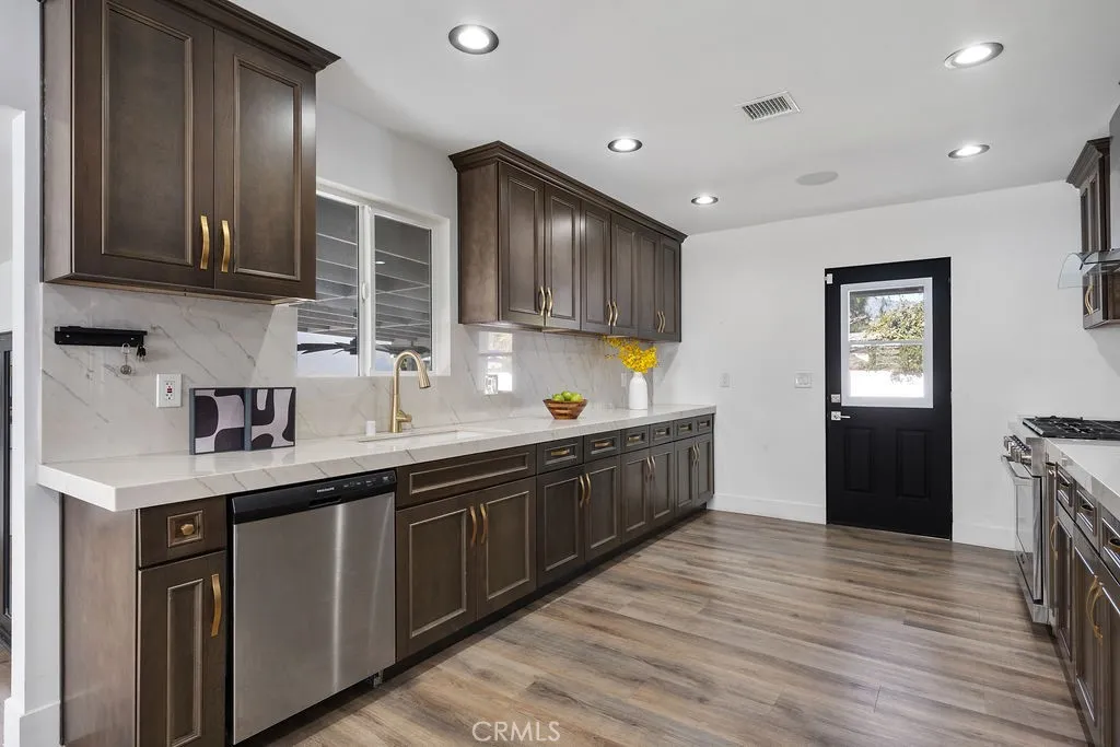 209 S Worthy, Glendora, California 91741 home-pic-7