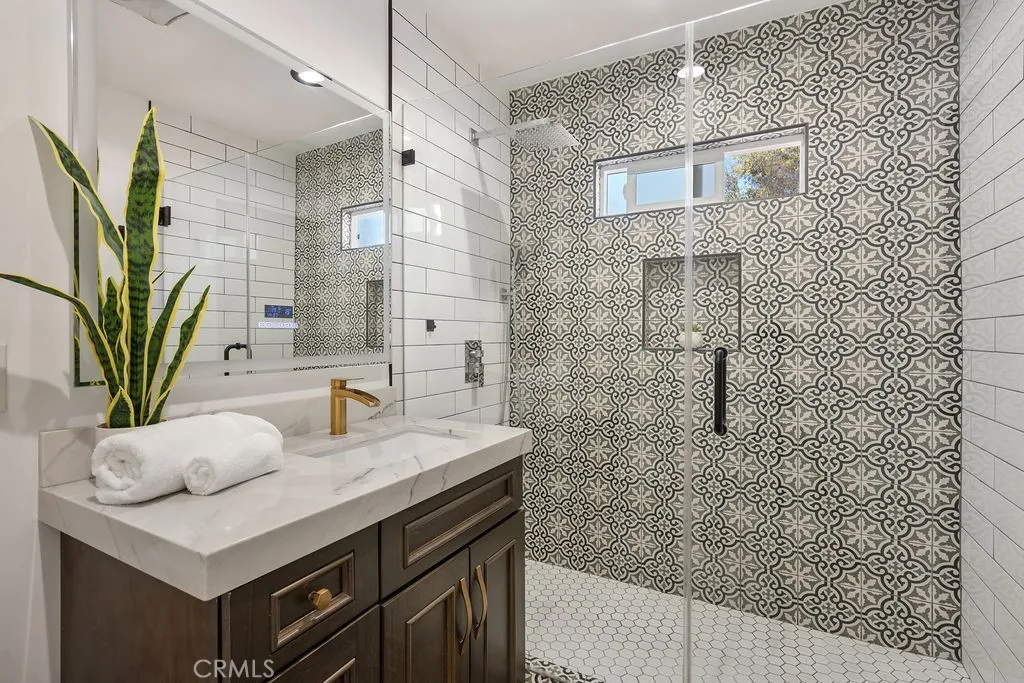 209 S Worthy, Glendora, California 91741 home-pic-37