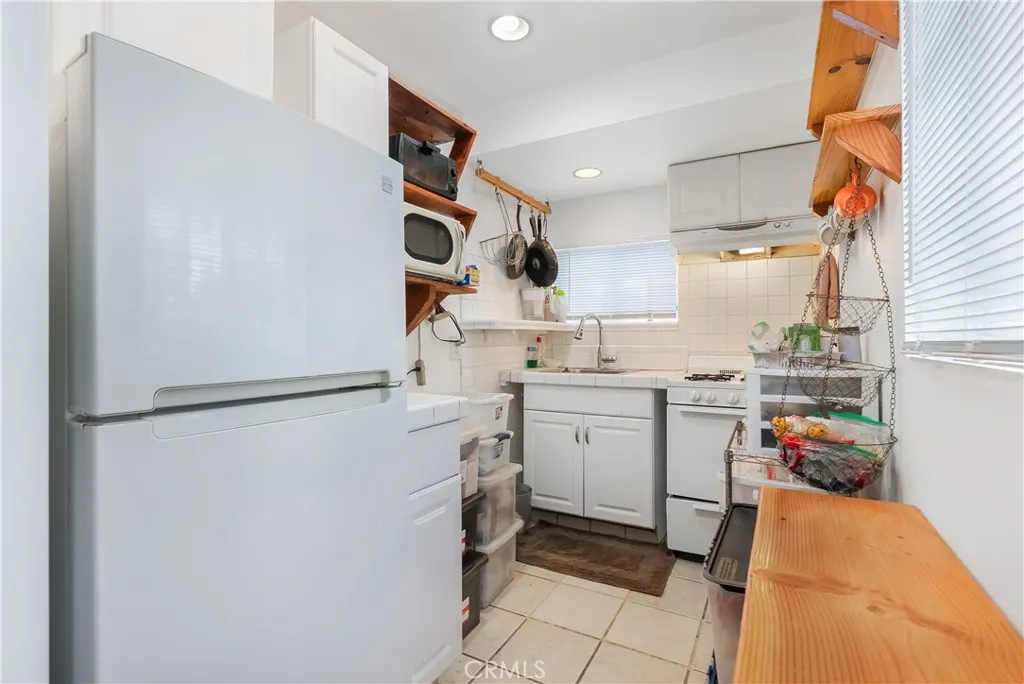 1309 Cabrillo, Venice, California 90291 home-pic-42